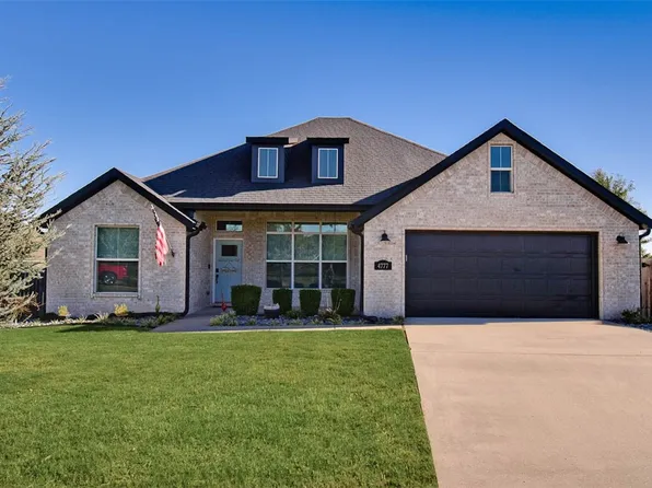 4777 W Indigo Dr, Fayetteville, AR 72704