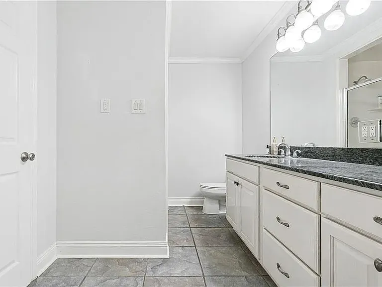 6958 Orleans Ave — Photo 11