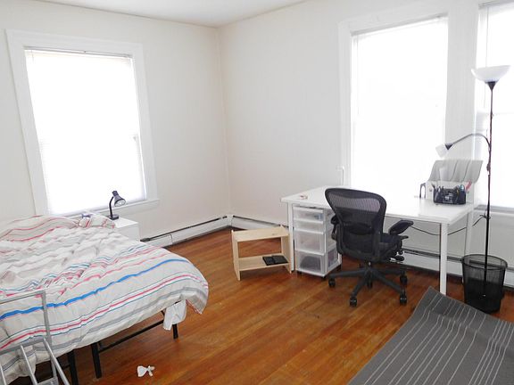4th image of 1 Ashford Ct #504