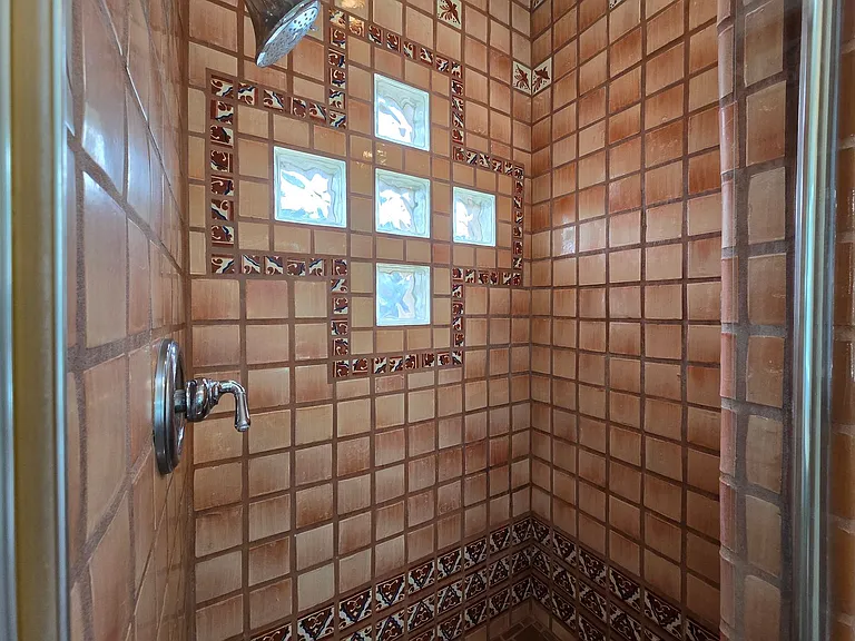 4 Inez Ct — Photo 25