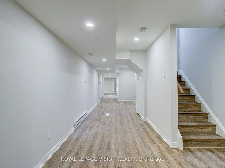 72 Jeanette St — Photo 27