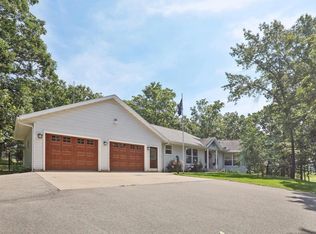 N6259 Twitchell Rd, Pardeeville, WI 53954