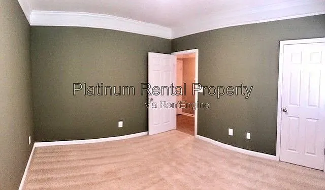 221 Balaban Cir — Photo 20