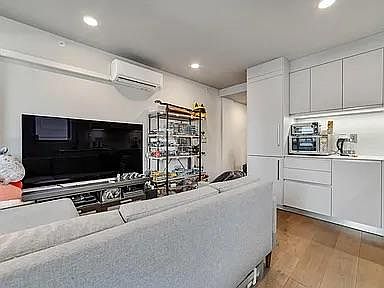 3rd image of 1238 Sutter St #803