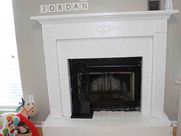 5th image of 3809 Saddlebred Ln