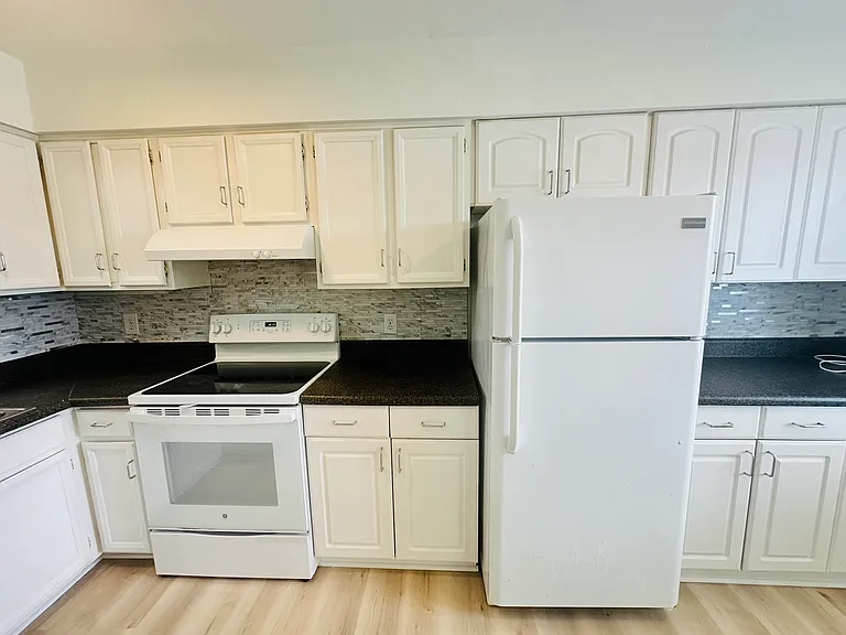 615 W Ocean View Ave #A — Photo 6