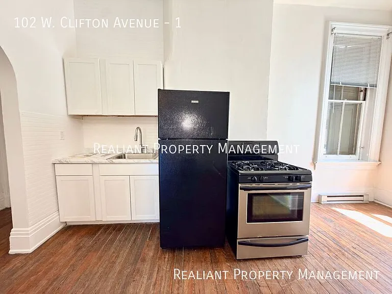 102 W Clifton Ave #1 — Photo 5