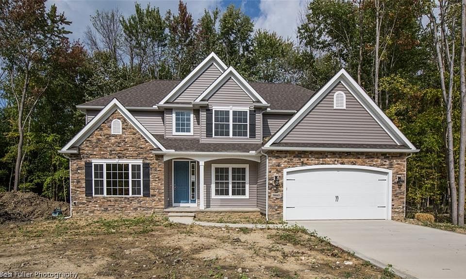 2nd image of 8151 Lilly Ln