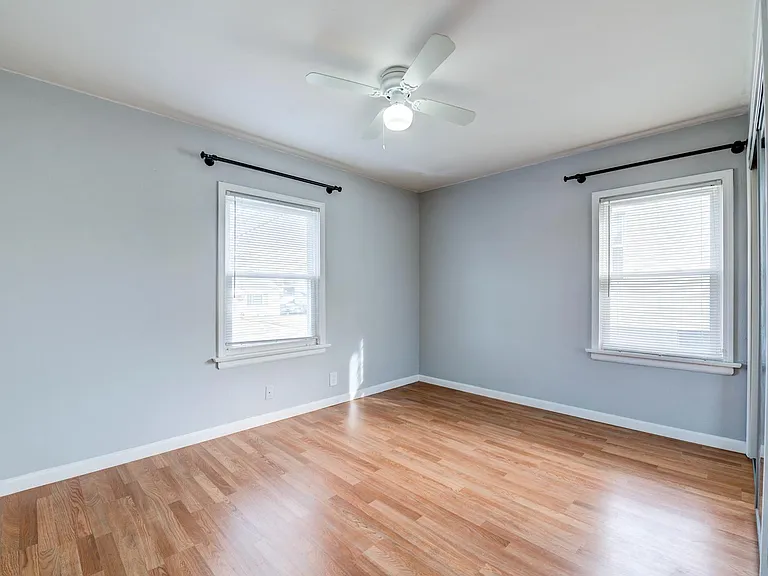 9708 Margo Ann Ln — Photo 17
