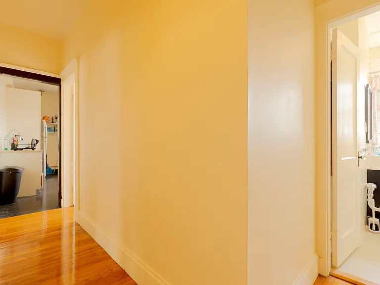 401 Washington St #4 — Photo 19