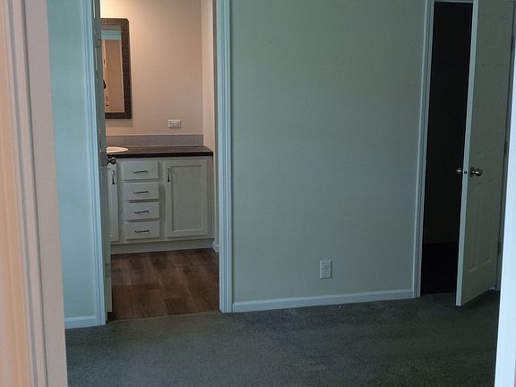 4th image of 11400 Boyne Blvd #8