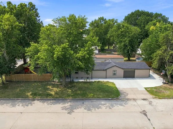 1601 W Regal St, Wichita, KS 67217