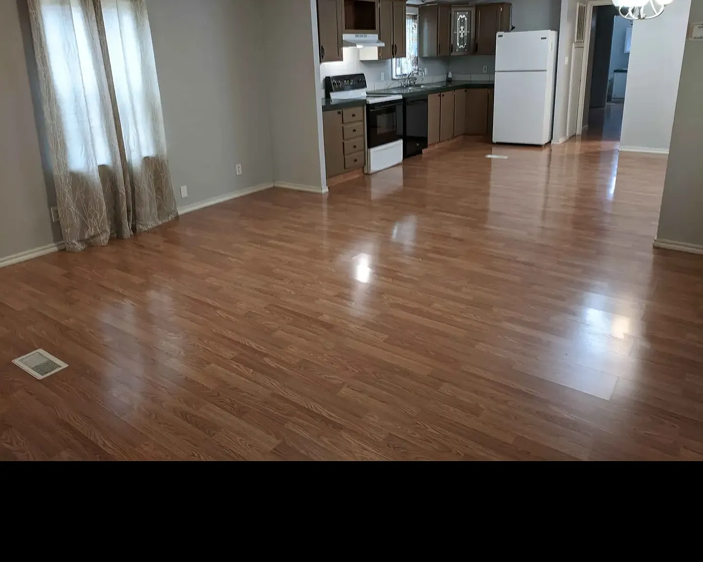 3 bed, 1216 sqft, $1,600 — Photo 4