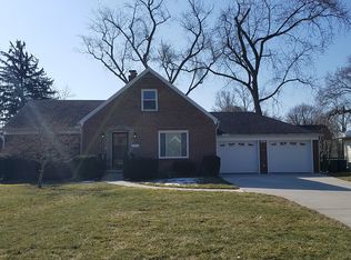 2749 Oxbridge Dr, Toledo, OH 43614