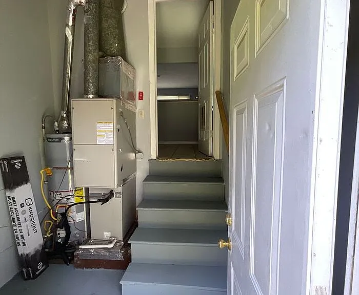 243 Edison Ave — Photo 17