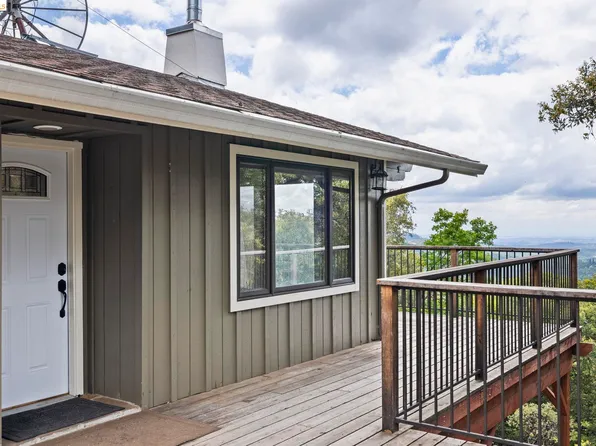 17215 Mount Everest Ct, Sonora, CA 95370