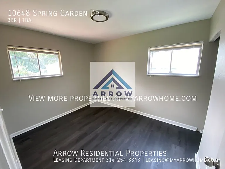 10648 Spring Garden Dr — Photo 12