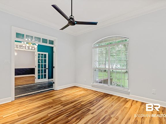 3rd image of 3600 Russells Ln