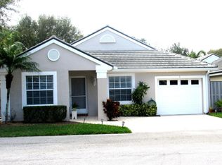 5 Commanders Dr, Palm Beach Gardens, FL 33418