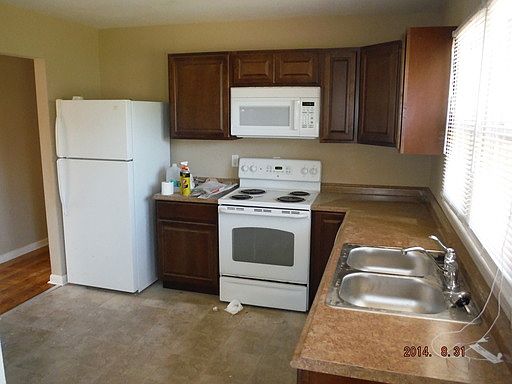 3rd image of 2337 E Bearfield Sd