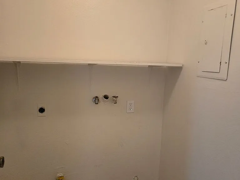 3234 W Chestnut Ct — Photo 10