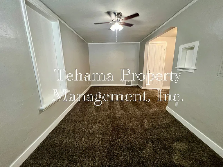 1051 Washington St — Photo 30