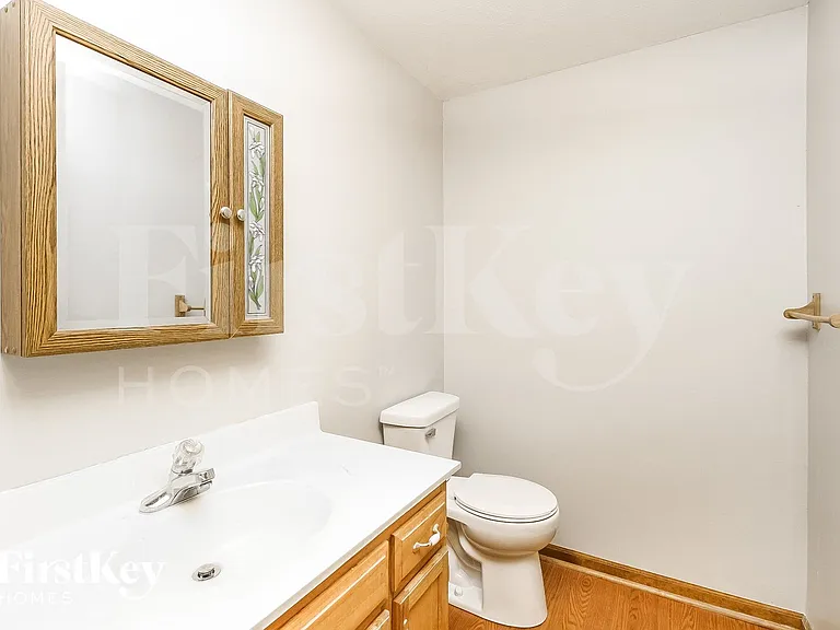 10126 N Wyandotte St — Photo 9