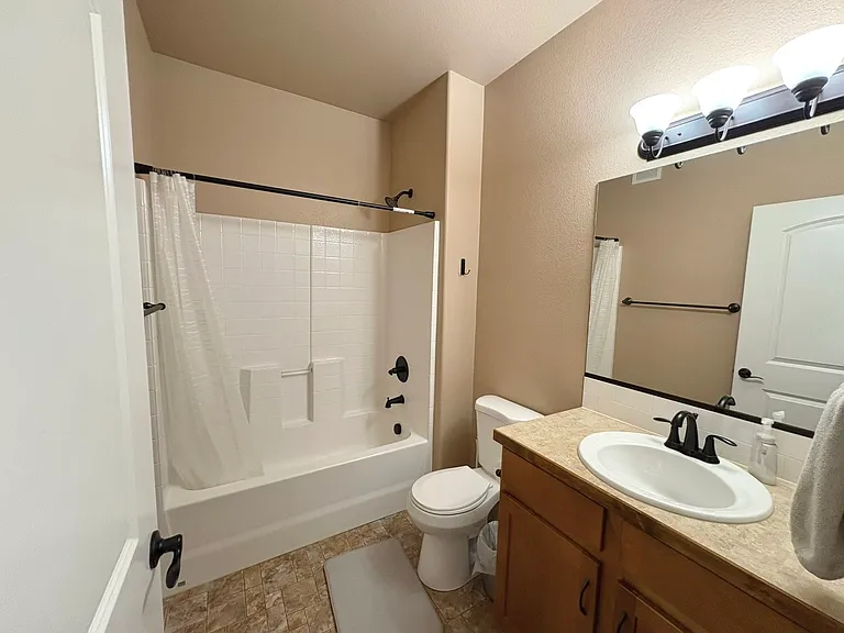 4672 W 20th Street Rd #111 — Photo 29