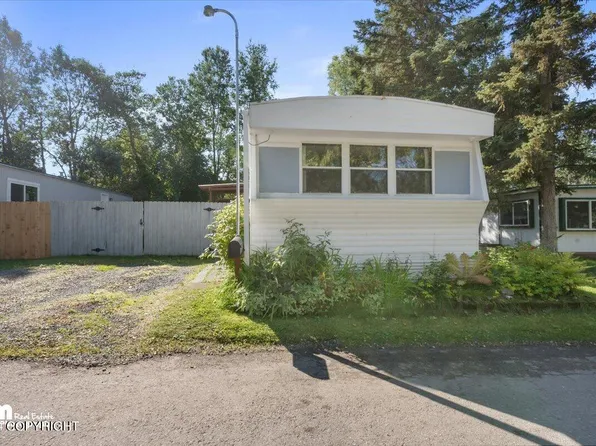 1908 Hillcrest Dr Trailer 24, Anchorage, AK 99517