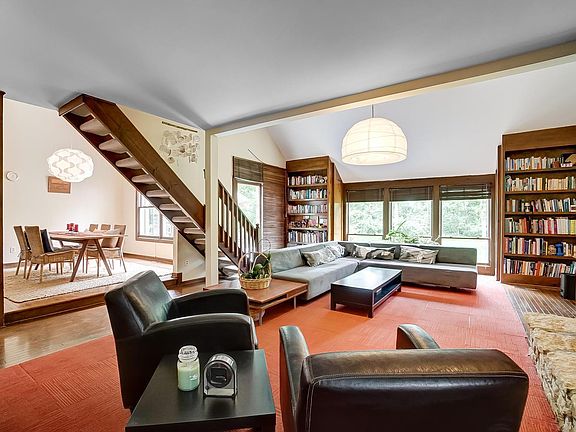 4th image of 5445 Lanark Ct