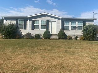 1975 Cherry St, Rutledge, TN 37861