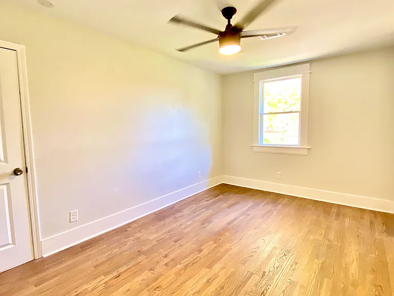 656 Cascade Ave SW #B — Photo 12