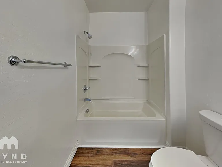 495 Westminster Hall Ave #103 — Photo 11
