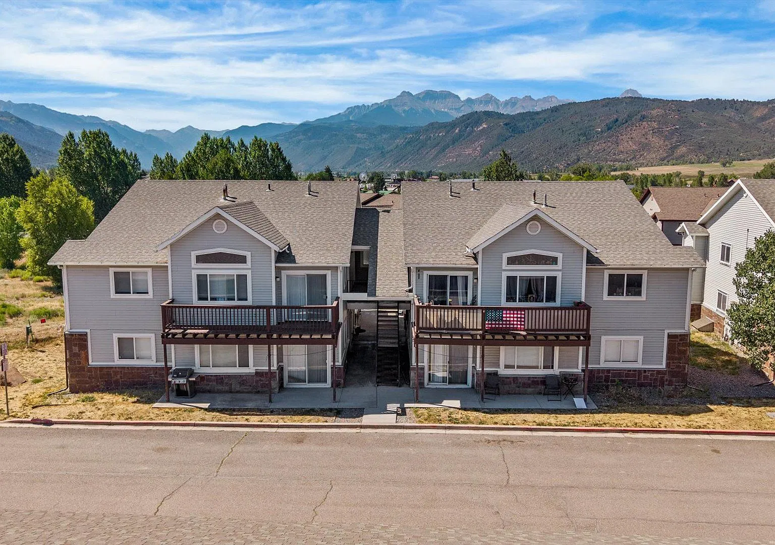 Northridge Apartments — Photo 2