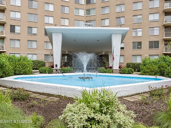 2nd image of 7061 N Kedzie Ave Suite 1111