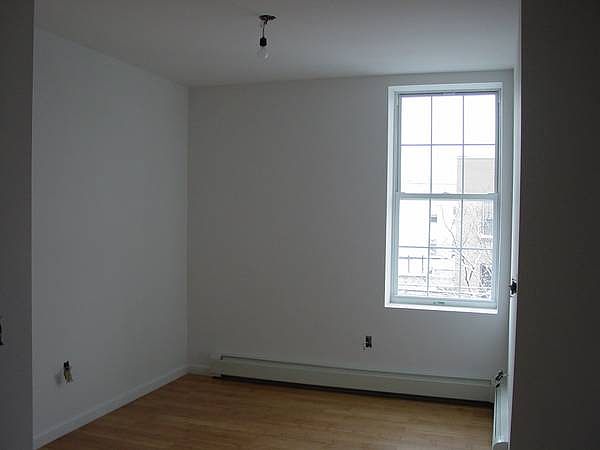 2nd image of 4005 23rd Ave APT 1