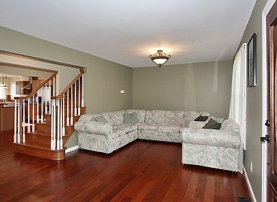 Main Entrance & Living Room