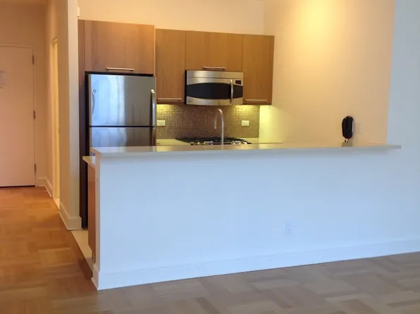 400 West 63rd Street image 1 of 5