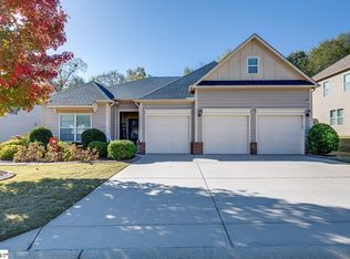 208 Kings Heath Ln, Simpsonville, SC 29680