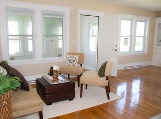 4 Mason St, Walpole, MA 02081