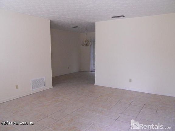 2nd image of 11061 Key Madeira Dr