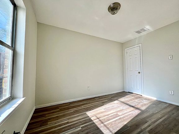 5th image of 3125 W Loraine St #3125