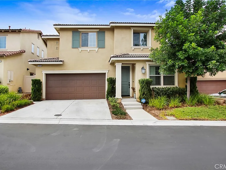 11839 Greenbrier Ln — Photo 1