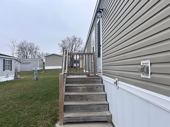 2nd image of 2835 S Wagner Rd Unit 196