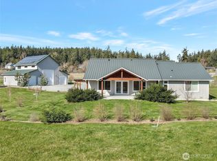 177 S Sunrise Blvd, Camano Island, WA 98282