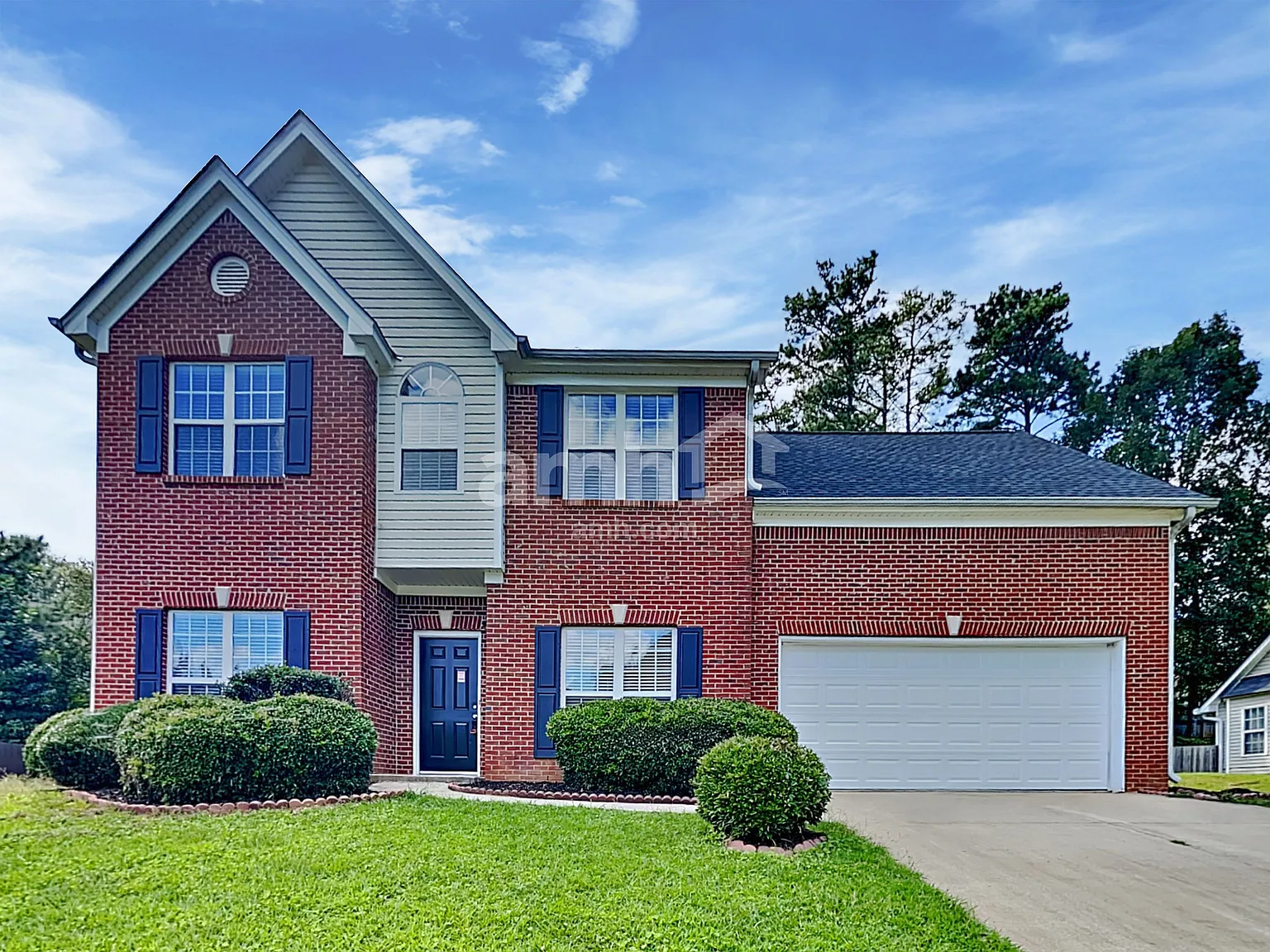 4 bed, 2.5 bath, 2226 sqft, $2,465 — Photo 1