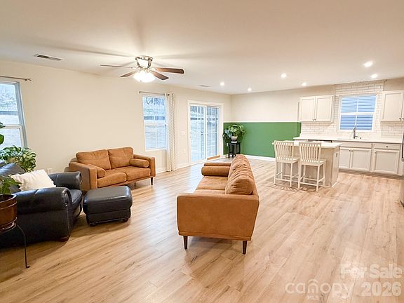 4th image of 6016 Bellastead Dr
