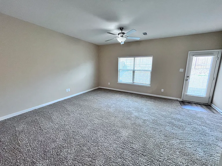 312 Tranquil Ln — Photo 30