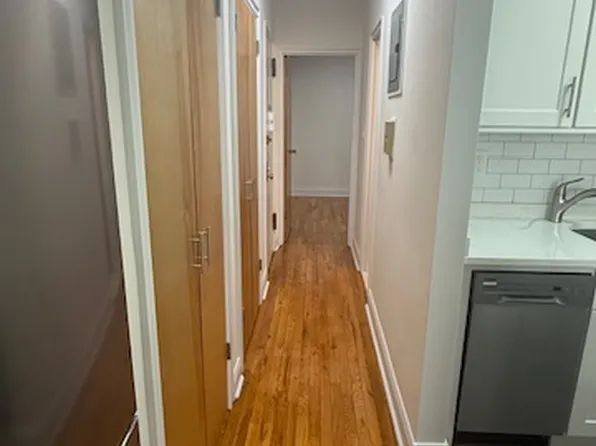 405 East 82nd Street image 6 of 9