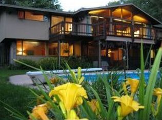 17 Ministerial Cir, Bedford, NH 03110